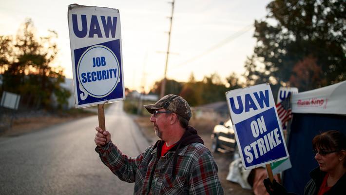 UAW：大众美国工厂工人申请工会选举